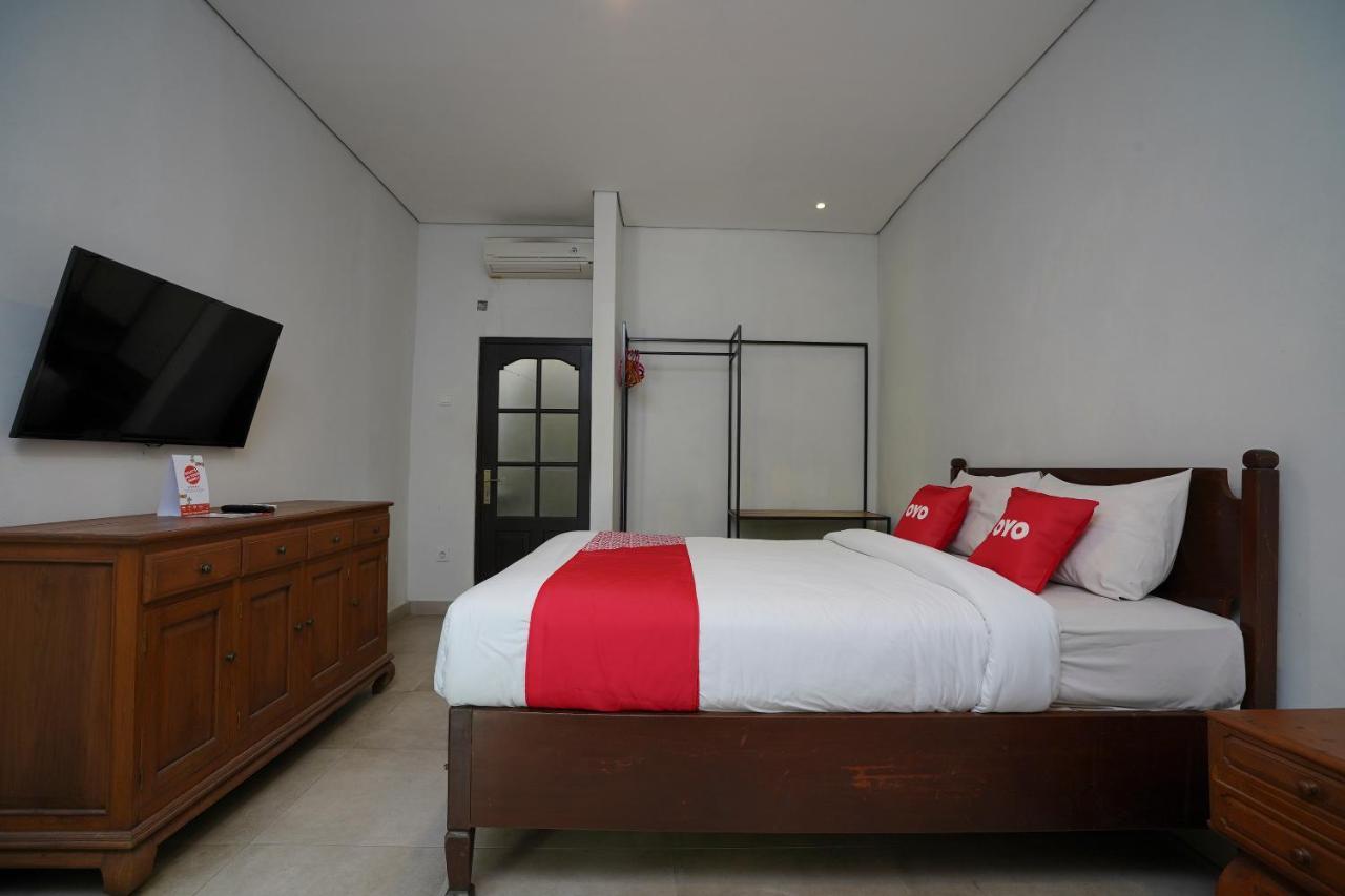 Отель Oyo 2122 Puri Sanur Экстерьер фото