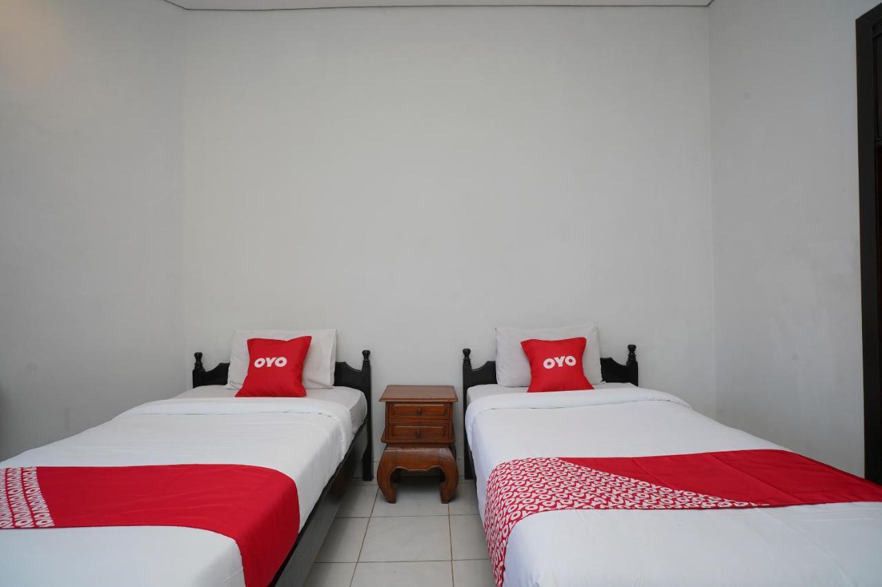 Отель Oyo 2122 Puri Sanur Экстерьер фото