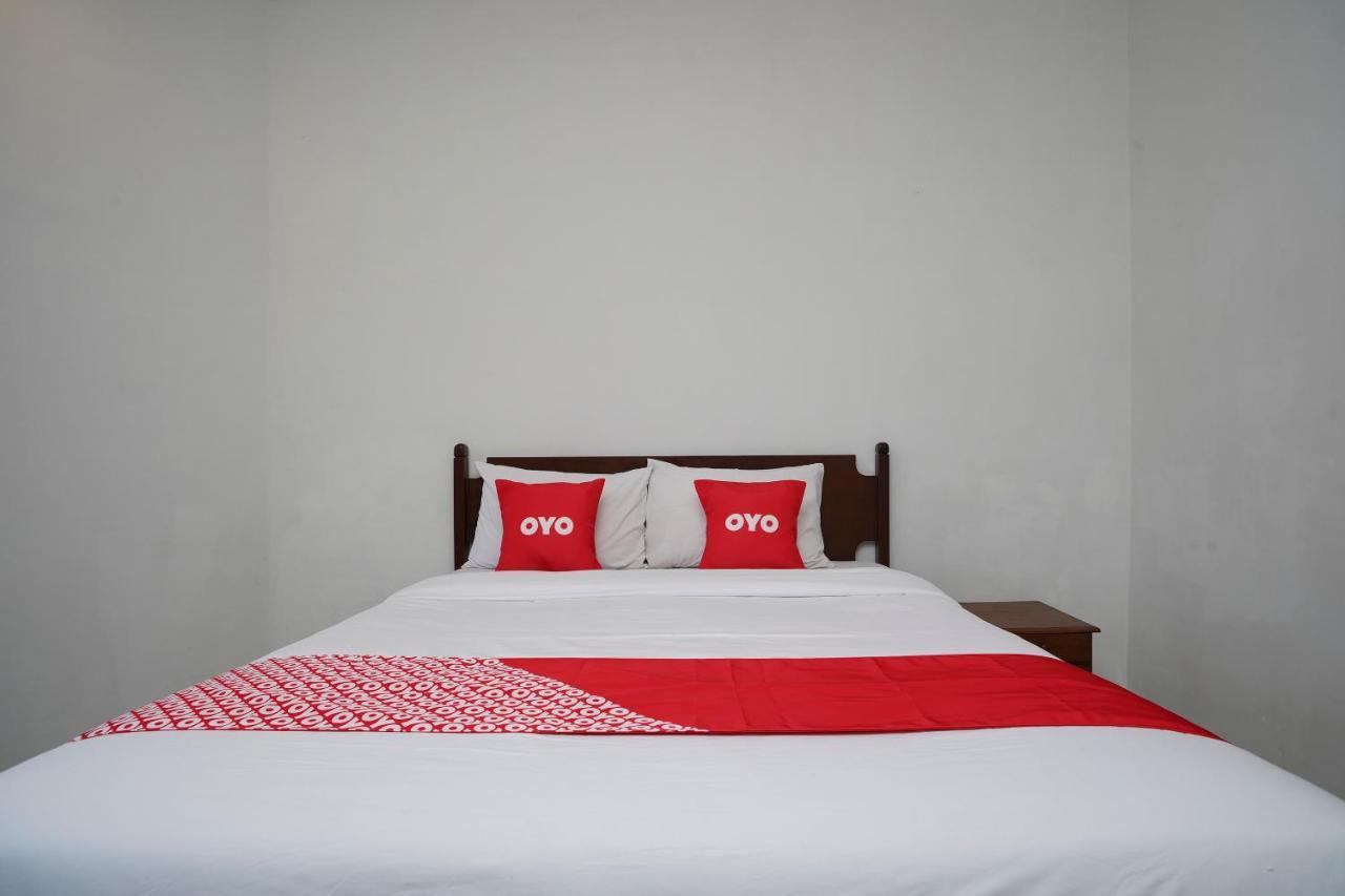 Отель Oyo 2122 Puri Sanur Экстерьер фото